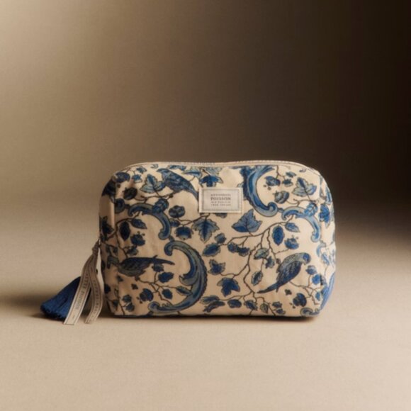 Sézane x Antoinette Poisson NWT Toiletry Bag in Blue Birds Print - Picture 1 of 3